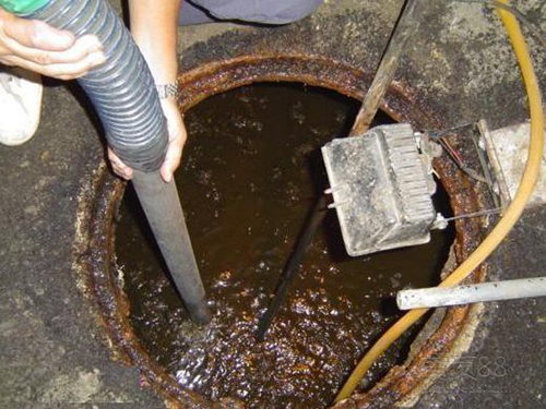 桥西隔油池清理